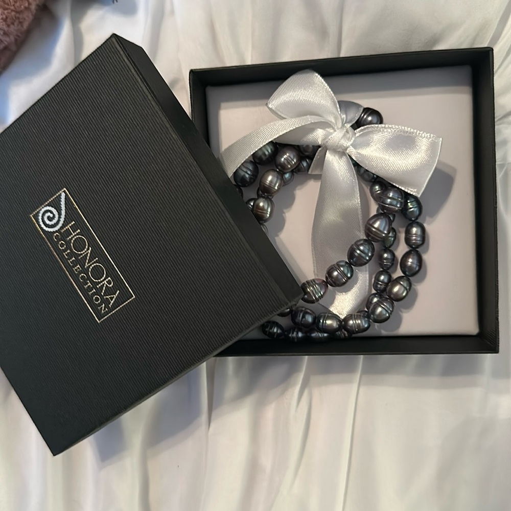 HONORA COLLECTION Real Cultured Pearl Bracelets, necklace, & earrings